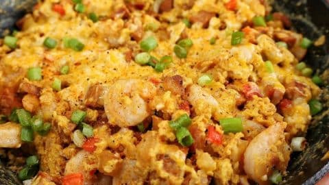 Cheesy Creole Breakfast Skillet | DIY Joy Projects and Crafts Ideas