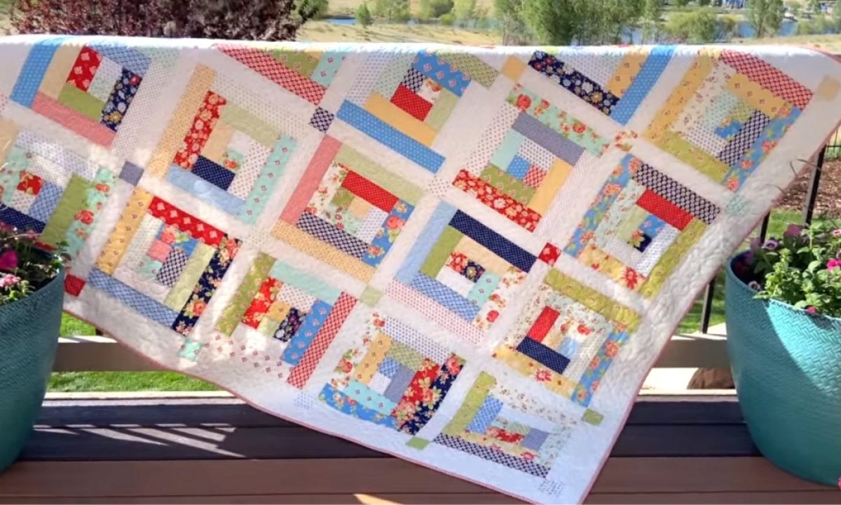 How to make a quilt as you go log cabin quilt - La creative mama