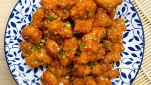 Easy-To-Make Honey Sriracha Chicken