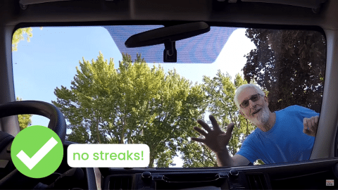 How to Easily Clean the Inside of Your Windshield With Zero Streaks | DIY Joy Projects and Crafts Ideas