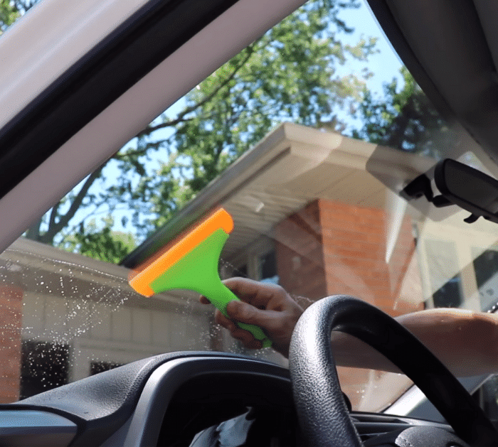 How to Clean a Car Windshield Inside in 4 Steps