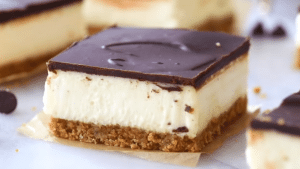 Smooth and Creamy Cheesecake Bars