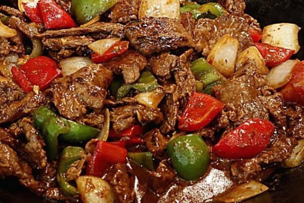 Super Easy Pepper Steak Recipe
