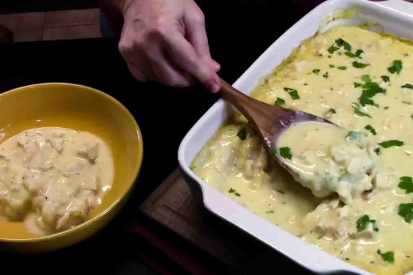 Easy chicken and gravy casserole recipe