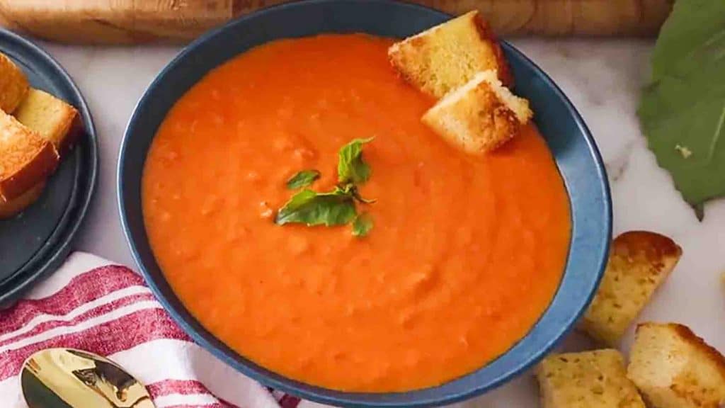 Rich and creamy tomato soup recipe