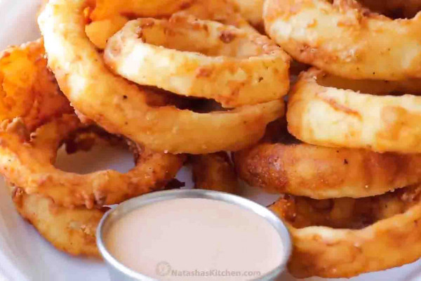 Crispy homemade onion rings recipe