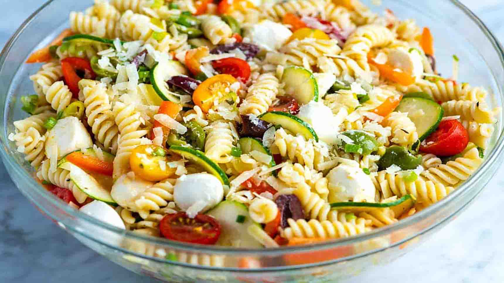 Quick & Easy Pasta Salad Recipe | DIY Joy Projects and Crafts Ideas