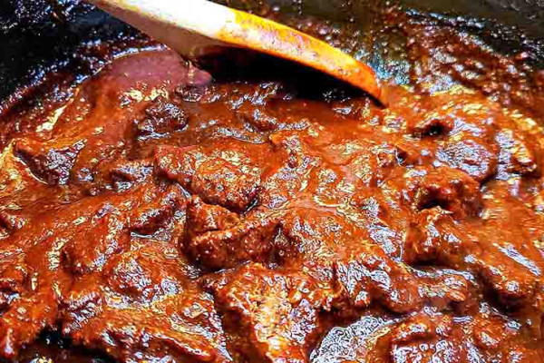 Chili con carne or red chili beef stew recipe