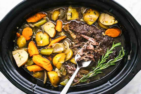 Slow cooker pot roast recipe