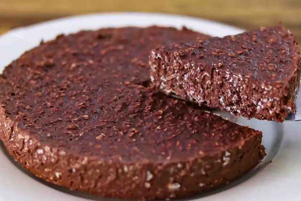 3-ingredient chocolate oatmeal cake recipe
