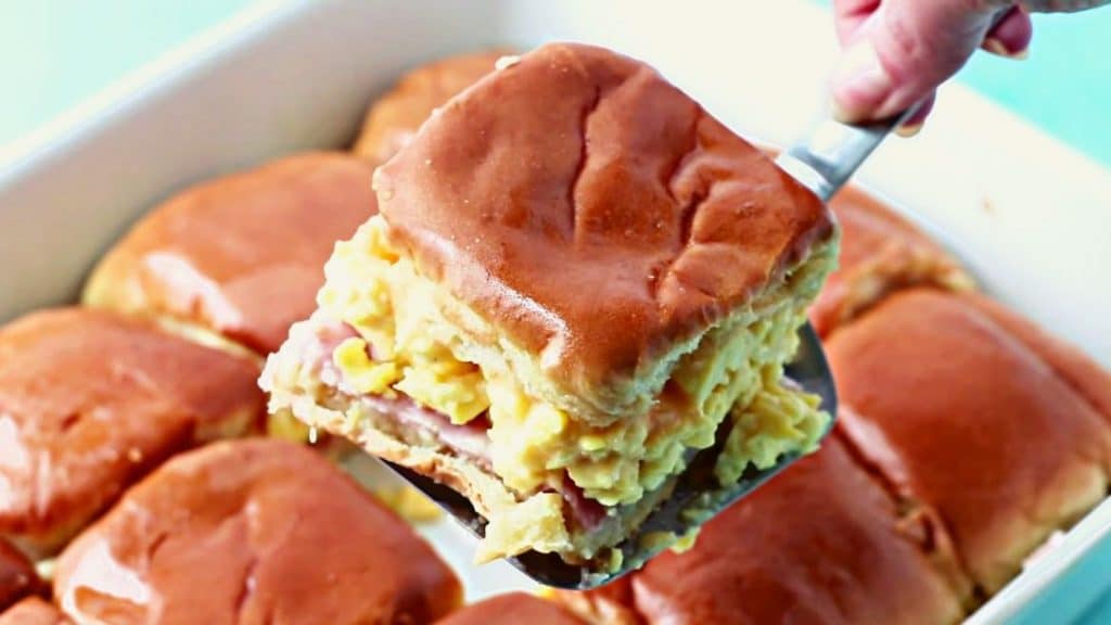 30-Minute Ham, Egg & Cheese Breakfast Sliders