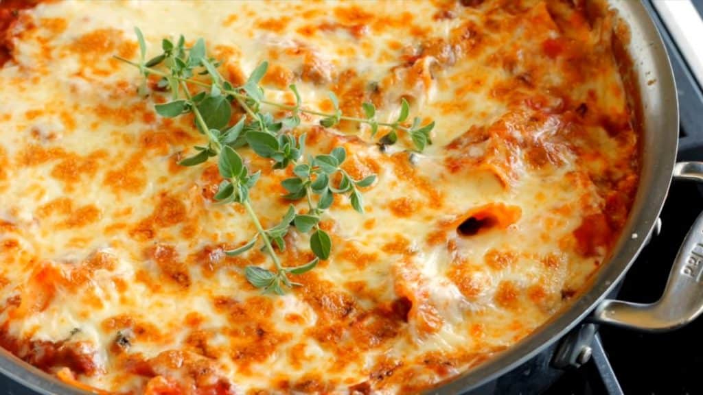 30 Minute Skillet Stovetop Lasagna Recipe