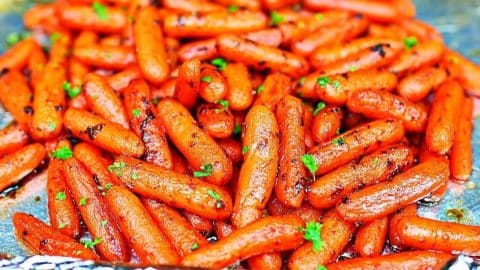 Easy Honey Butter Roasted Baby Carrots Recipe | DIY Joy Projects and Crafts Ideas