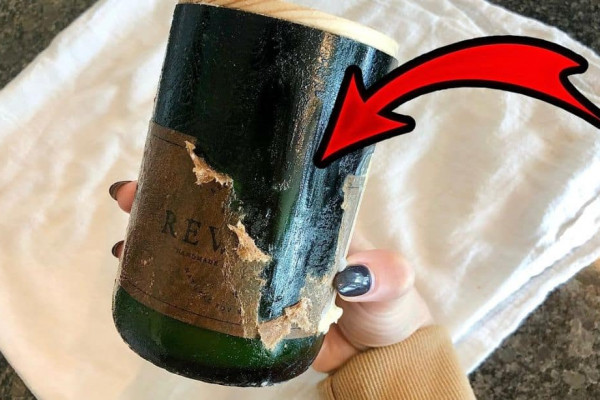 Fastest and Easiest Way To Remove Labels From Jars