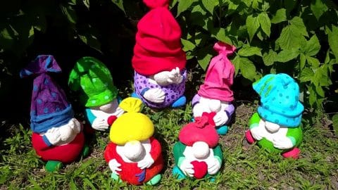 How To Make DIY Garden Gnomes Using Old Socks | DIY Joy Projects and Crafts Ideas