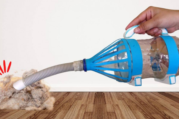 How to Make a Vacuum Cleaner Using a Bottle
