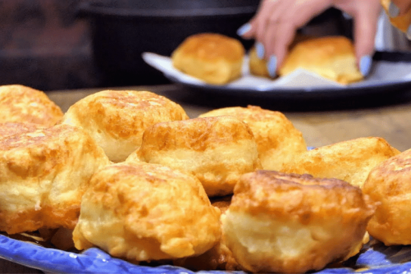 No-Knead Breakfast Buns With Only 4 Ingredients