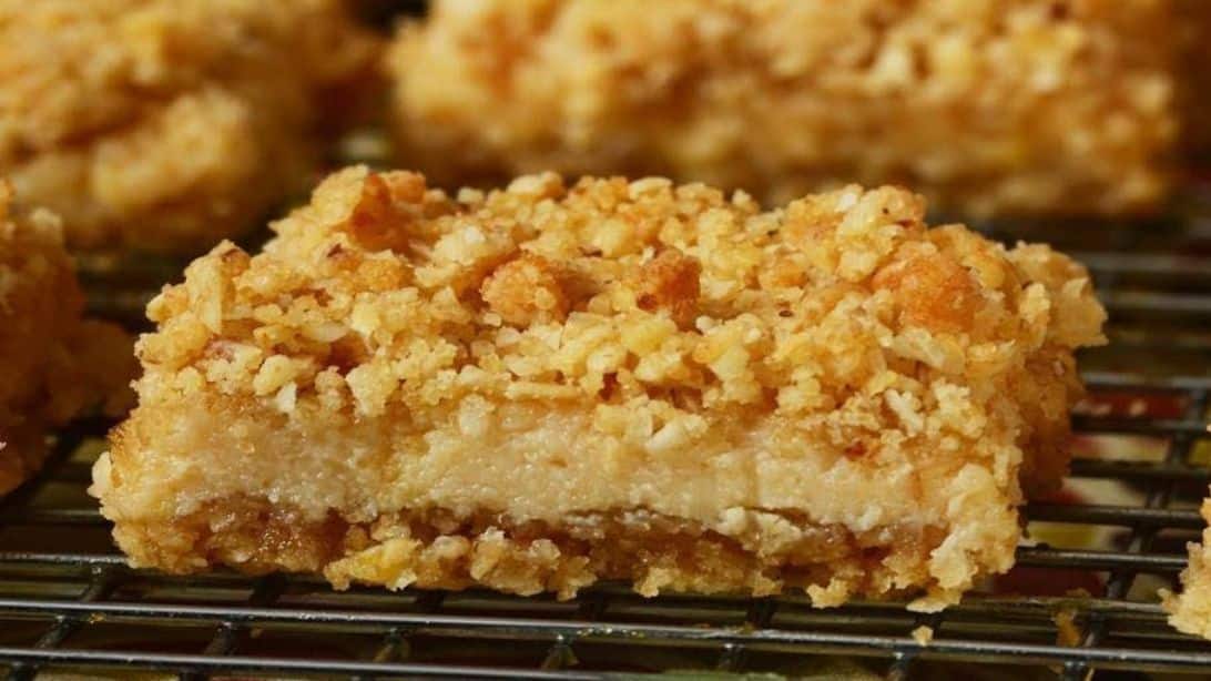 Oatmeal Lemon Bars Recipe | DIY Joy Projects and Crafts Ideas