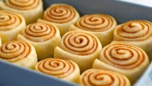 Soft and Fluffy Cinnamon Rolls in 4 Simple Steps