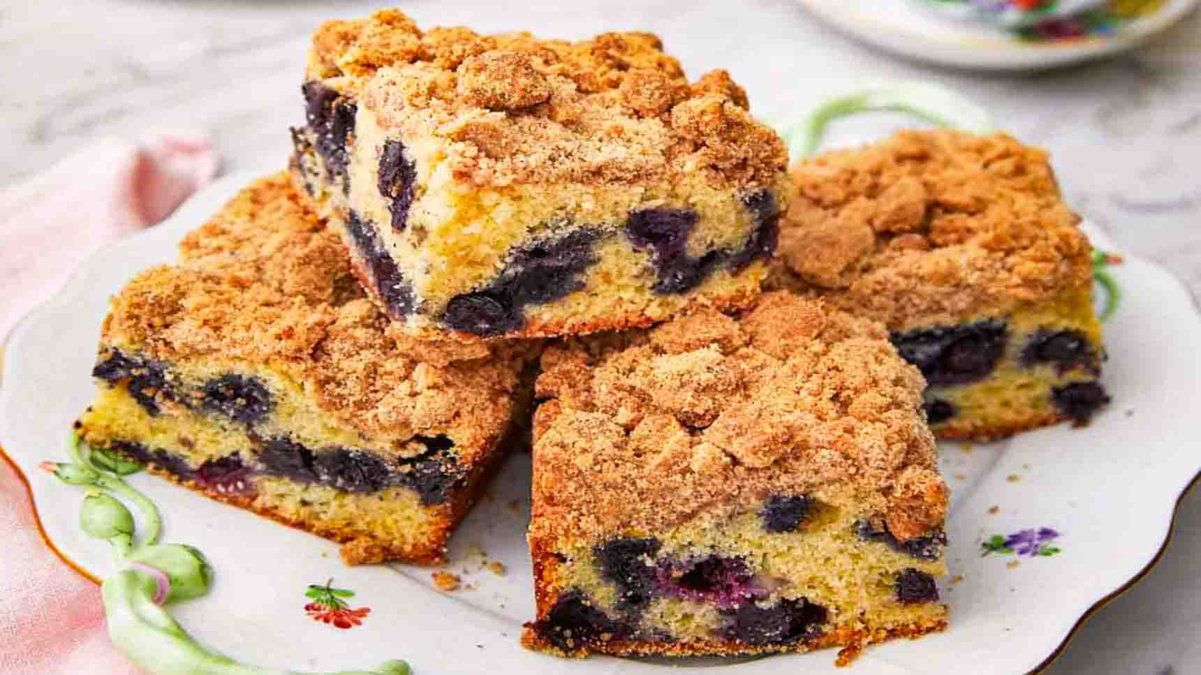 Easy Blueberry Coffee Cake Recipe