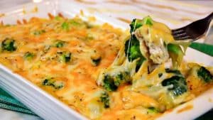 Cheesy Chicken and Broccoli Casserole Recipe