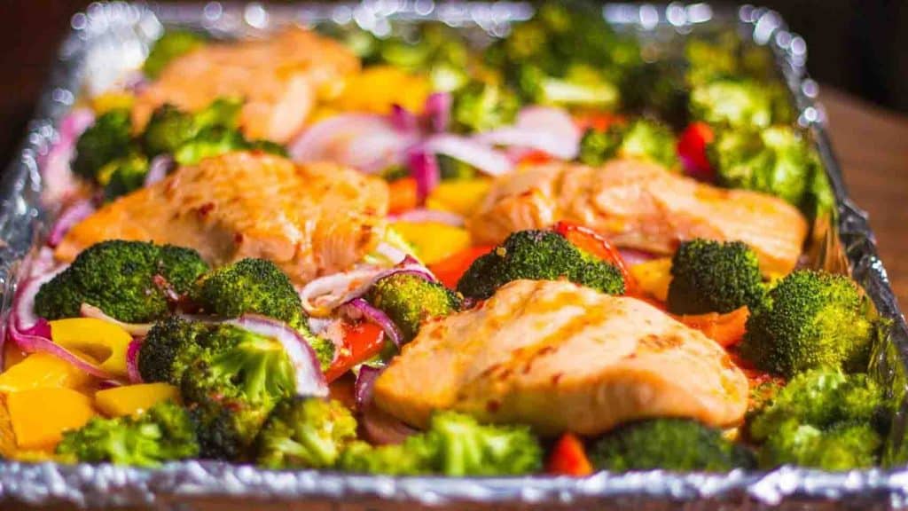 One-pan salmon and veggies recipe