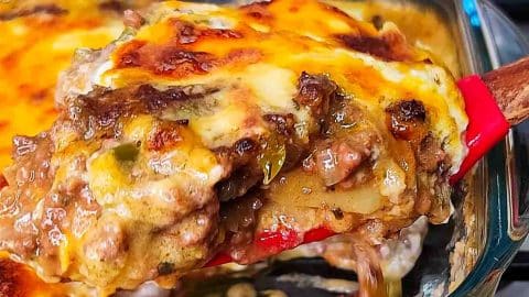 Easy Potato Ground Beef Casserole | DIY Joy Projects and Crafts Ideas