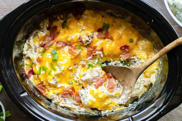 Easy slow cooker crack chicken recipe