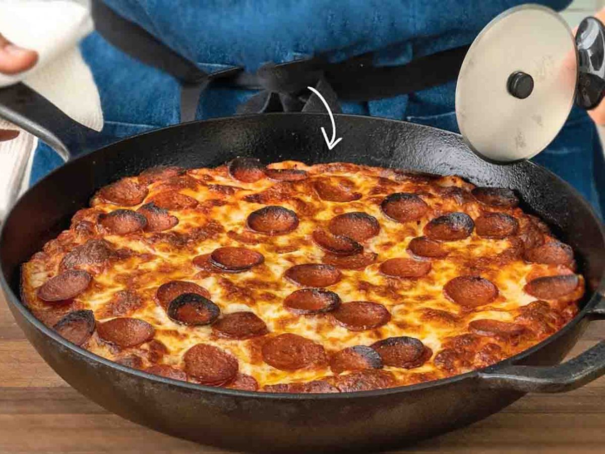 Cast Iron Pan Pizza - Walking On Sunshine Recipes