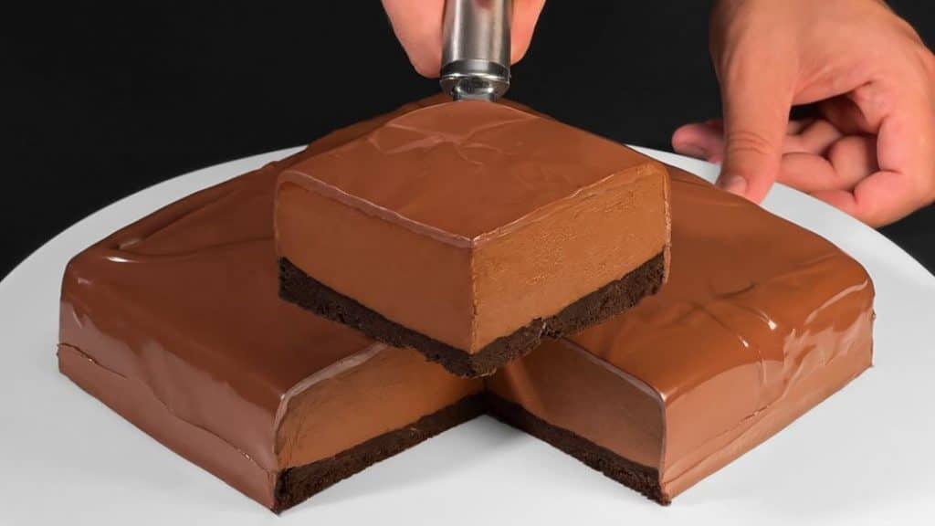 6-Ingredient No-Bake Oreo Chocolate Cheesecake