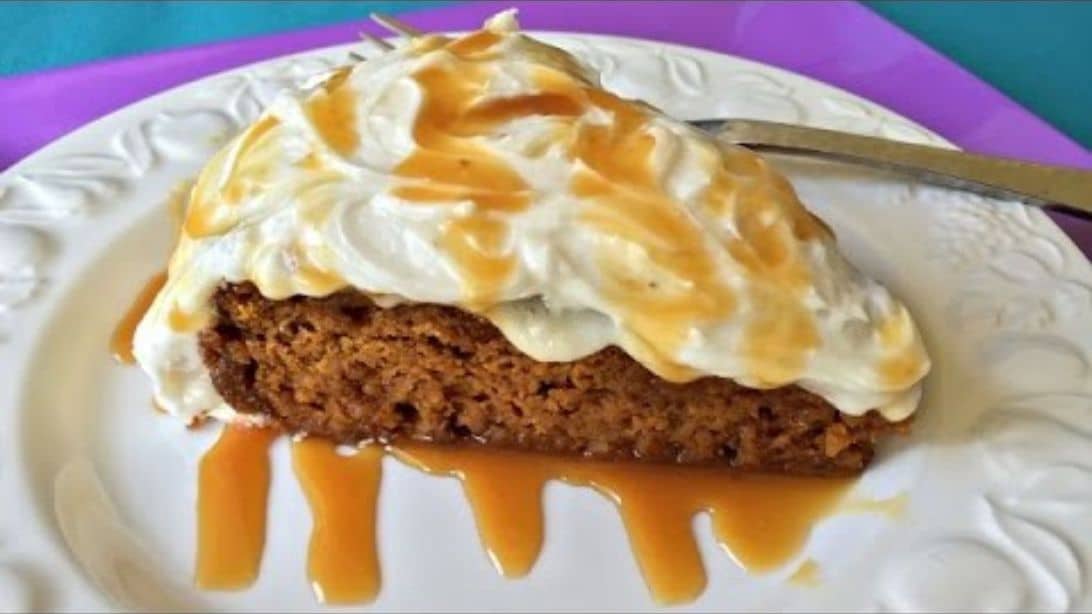 Crock Pot Pumpkin Spice Cake | DIY Joy Projects and Crafts Ideas