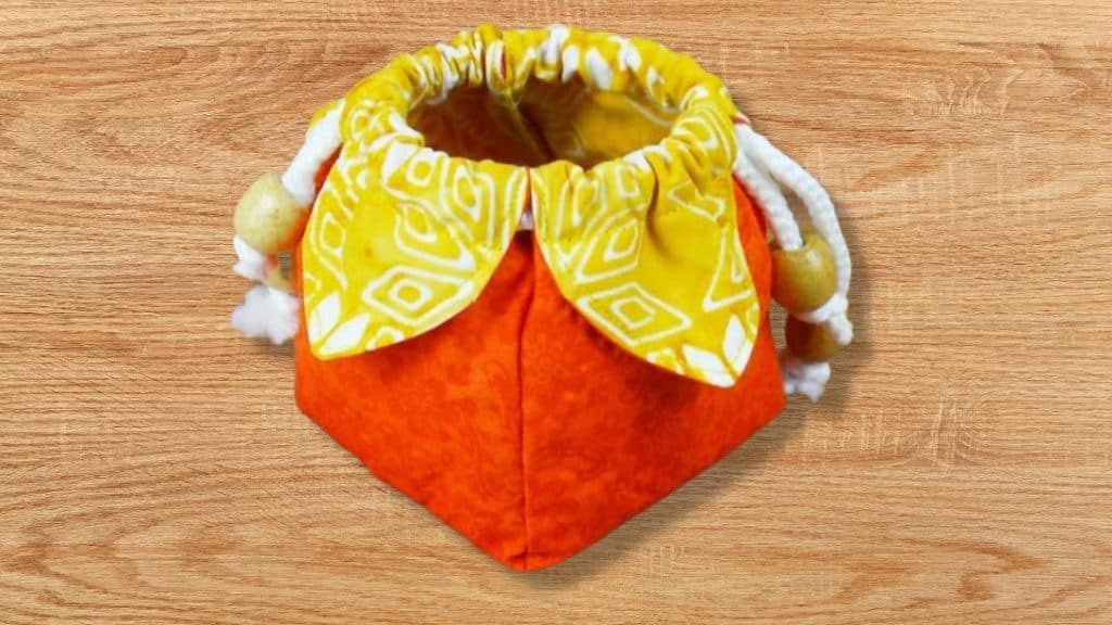 DIY Flower Drawstring Pouch