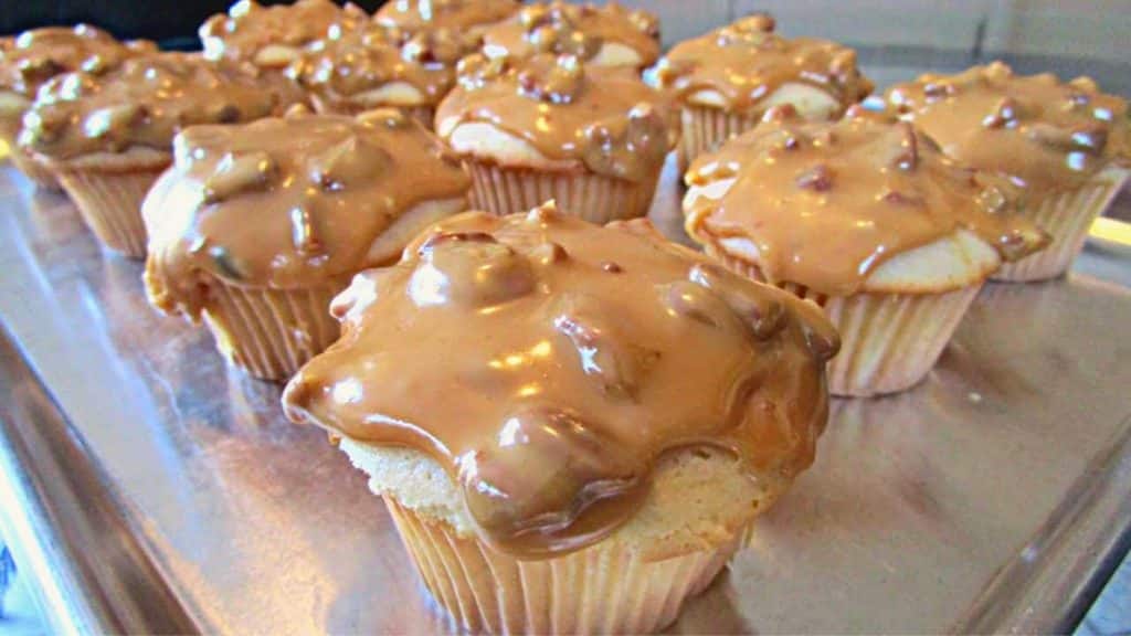 Easy-To-Make New Orleans Praline Cupcakes