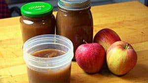 Easy-To-Make Slow Cooker Apple Butter
