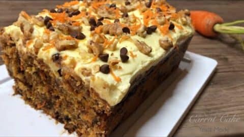 Moist Carrot Loaf Cake With Cream Cheese Frosting | DIY Joy Projects and Crafts Ideas