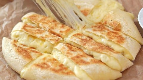 No Bake Crispy Cheese Potato Bread | DIY Joy Projects and Crafts Ideas
