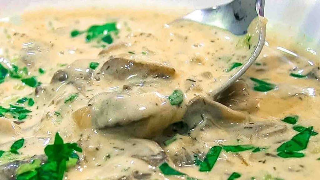 Hungarian mushroom soup recipe