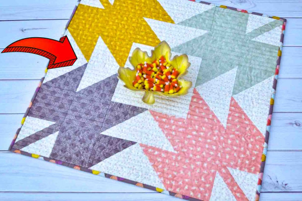 Maple leaf table topper tutorial