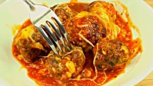10-Minute Mozzarella Meatballs Recipe