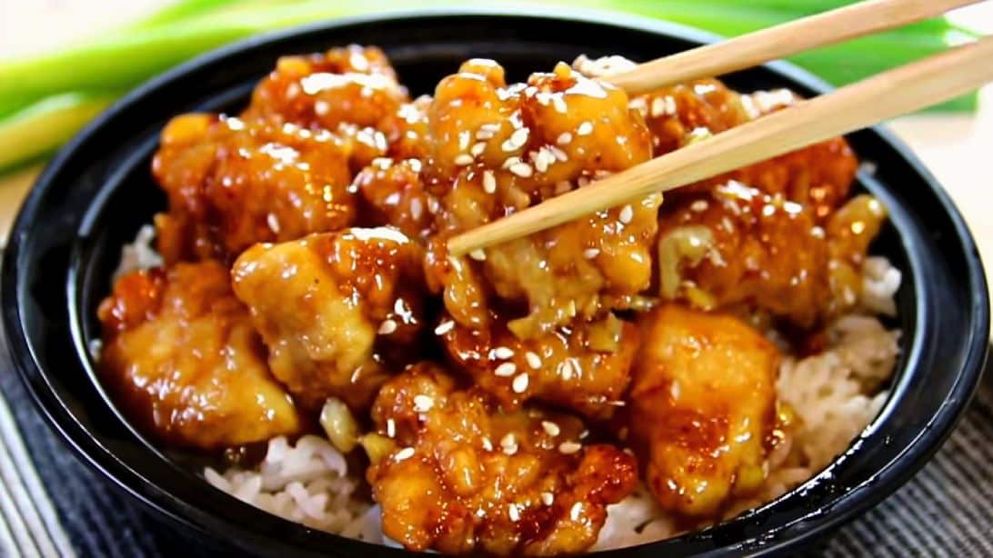 30-Minute Crispy Honey Chicken Recipe | DIY Joy Projects and Crafts Ideas