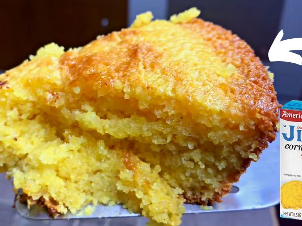 Sweet Cornbread – A Simple Homestead