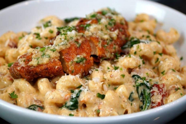 Creamy Garlic Parm Chicken Pasta