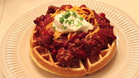 Easy Cornbread Waffle & Chili Recipe | DIY Joy Projects and Crafts Ideas