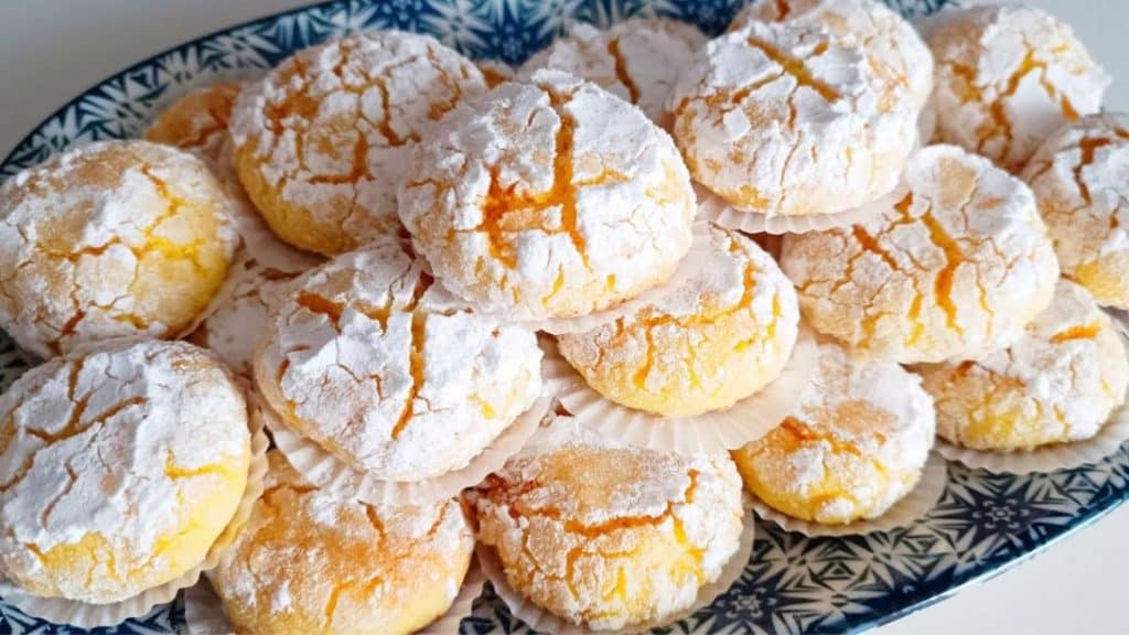 Famous Melt-In-Your-Mouth Cookies