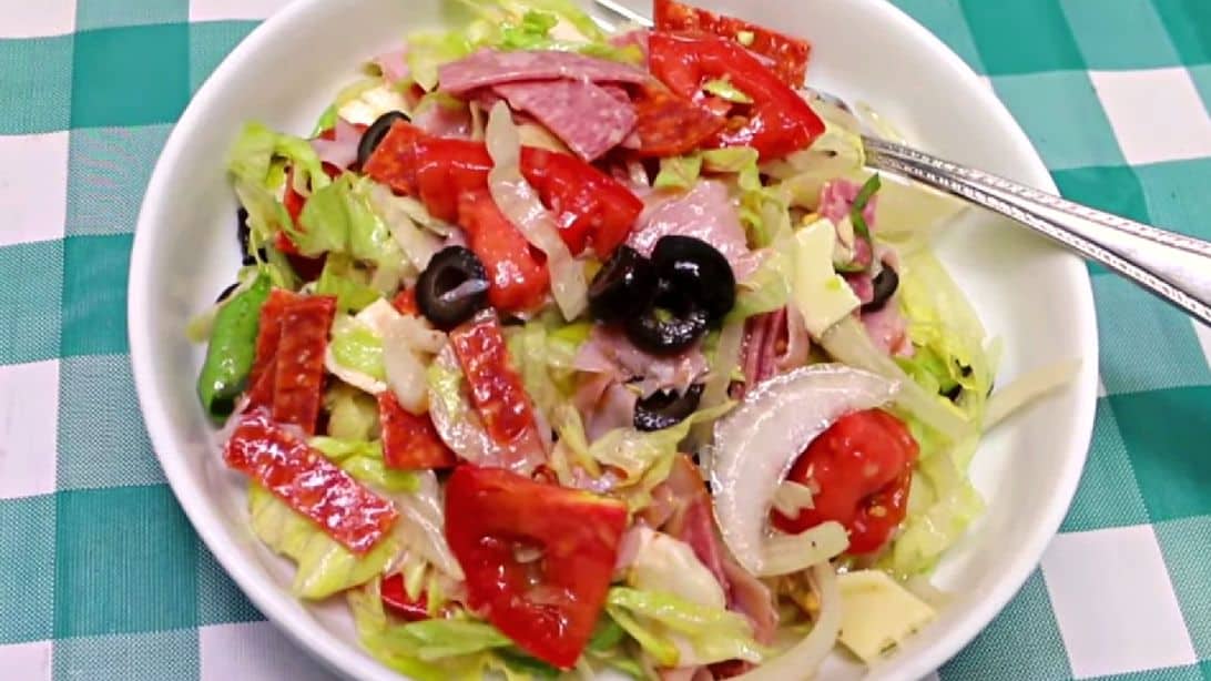 Fresh And Spicy Italian Sub Salad Recipe | DIY Joy Projects and Crafts Ideas