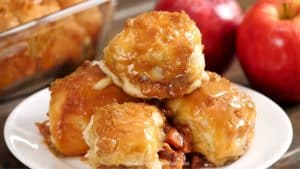 How To Make Caramel Apple Pie Bombs