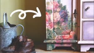 How to Use Paper Napkins as Decoupage Furniture Flip