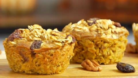 Pumpkin Oatmeal Muffins in 4 Simple Steps | DIY Joy Projects and Crafts Ideas