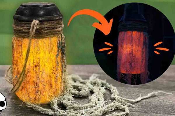 DIY mason jar hanging light for Halloween