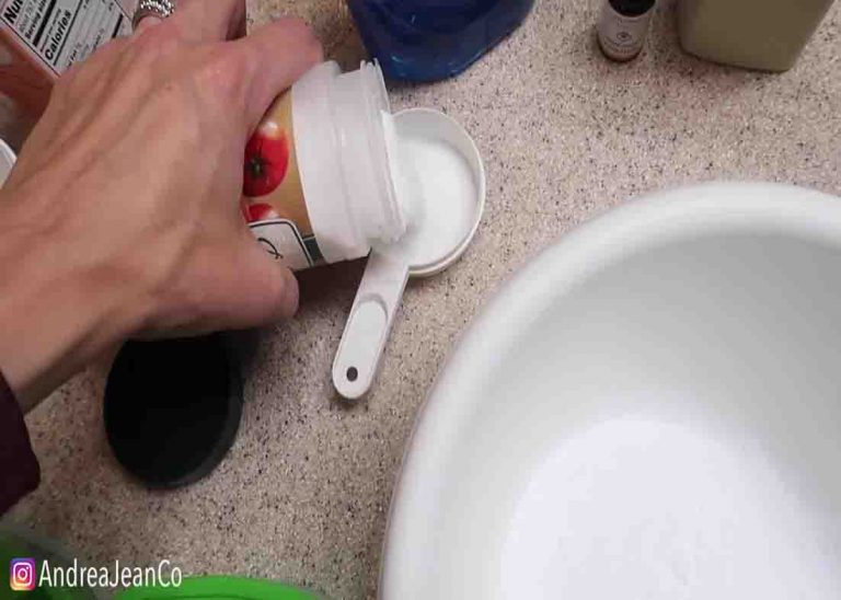 How To Whiten Your Toilet